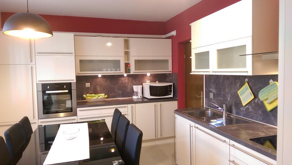 Apartma Renata Portorož Buitenkant foto