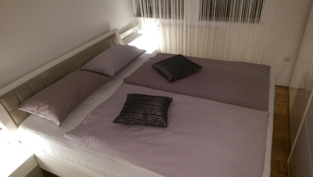 Apartma Renata Portorož Buitenkant foto